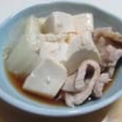 家にある材料でボリューム感のある美味しい肉豆腐が出来て、とっても大満足です♪美味しいレシピを有難う御座いましたっ！